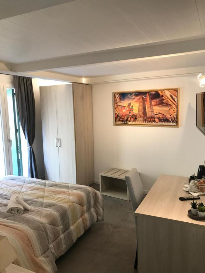 La Corte Del Sant'Orsola Rooms Bologna Kültér fotó