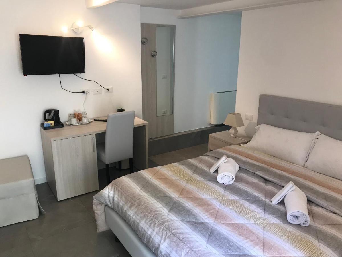 La Corte Del Sant'Orsola Rooms Bologna Kültér fotó